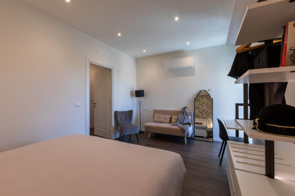 Camera oro salottino