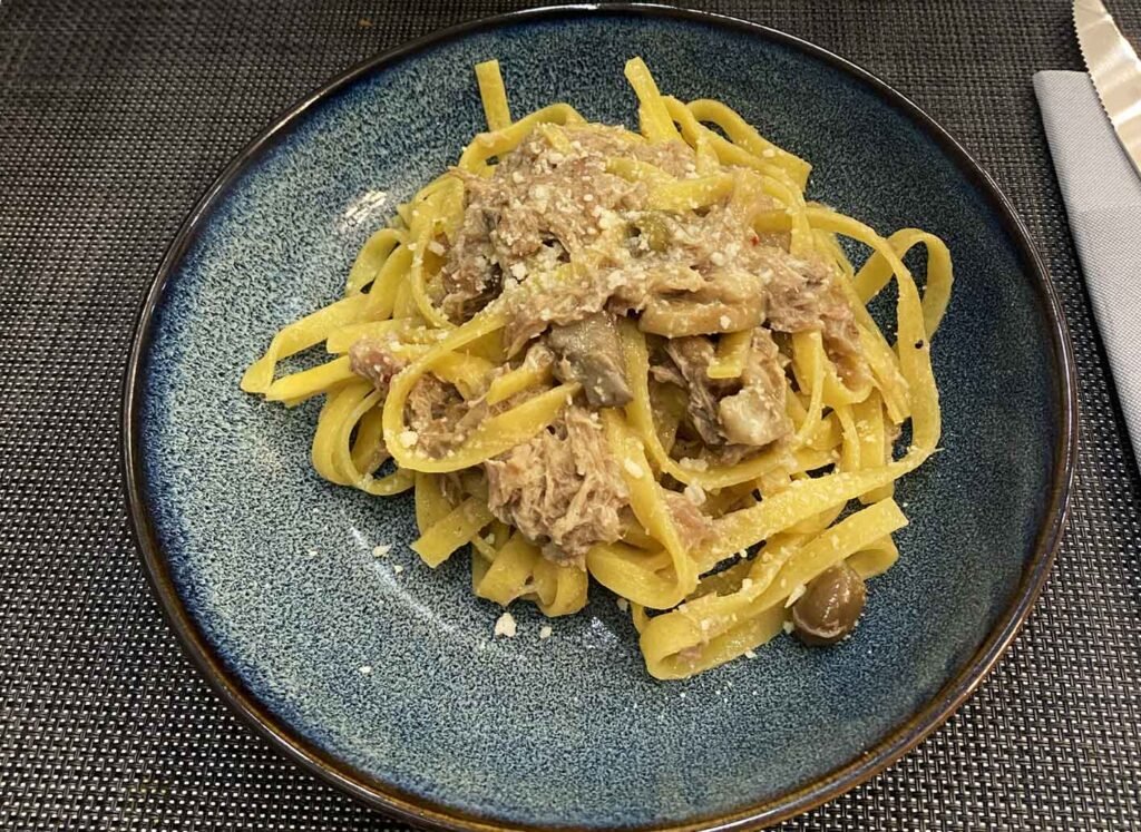 Pappardelle-al-cinghiale-azzocchi-casa-tornasole-castelli-romani-dove-mangiare